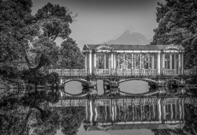 Crystal Bridge Tropical Conservatory