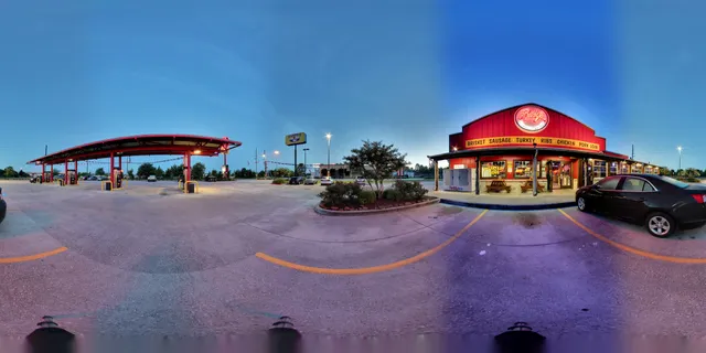 Rudy's "Country Store" and Bar-B-Q