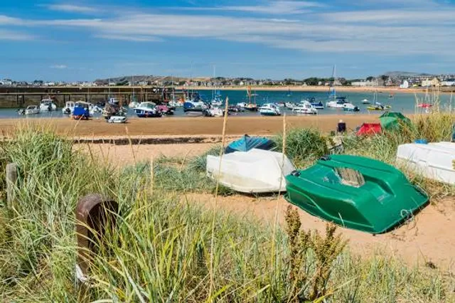 Elie Beach