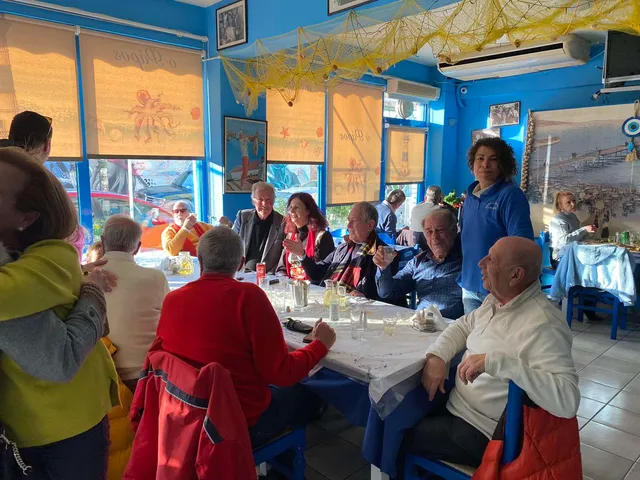 Ο Φάρος - Δραπετσώνα