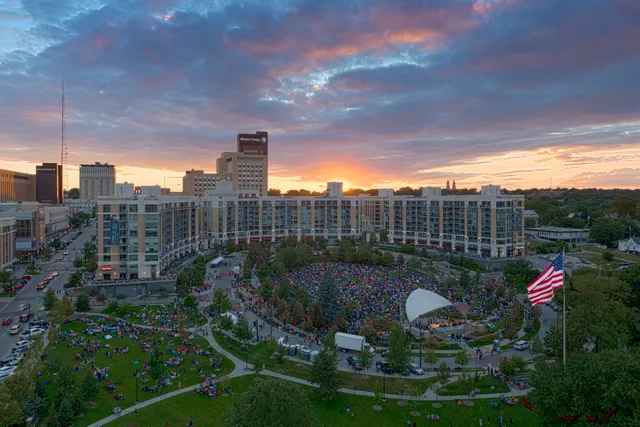 Midtown Crossing Shopping Center