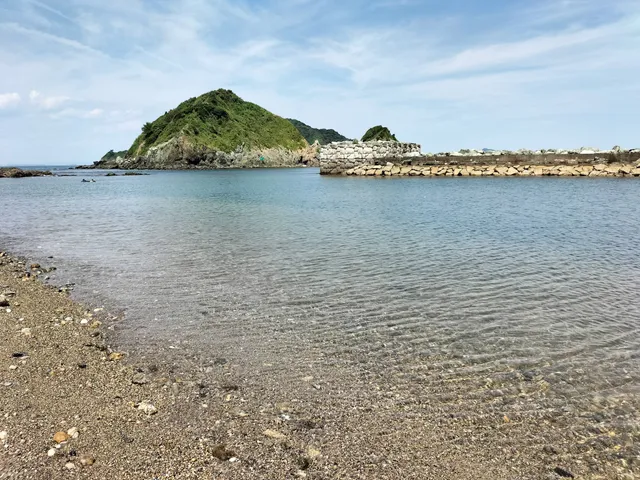 Ootoshi Shirahama Beach