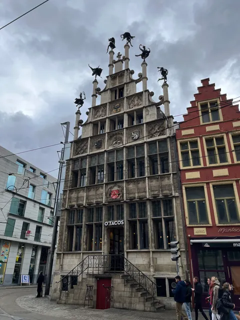 Casa Gremial de los Albañiles