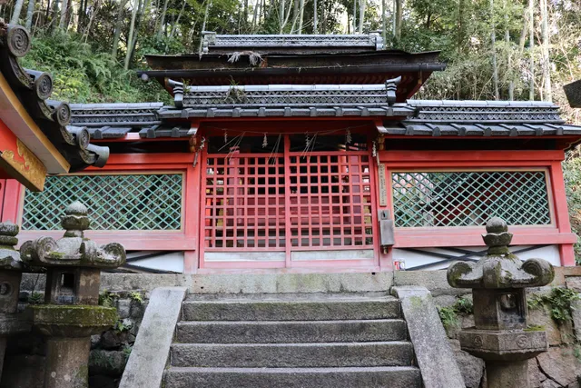 Iwashimizu Subshrine