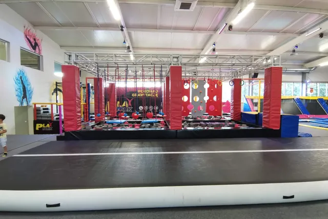Playpark Koszalin - trampoline park