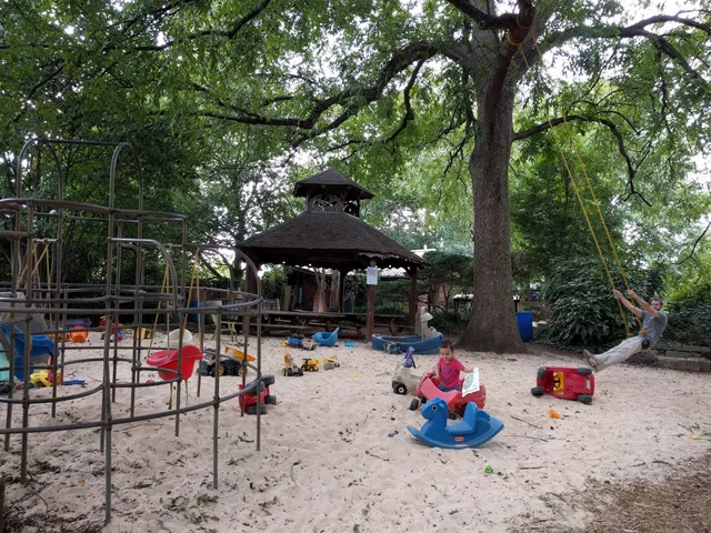 Lake Claire Community Land Trust