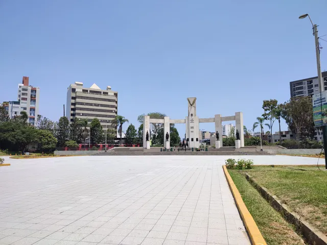 Próceres de la Independencia Park