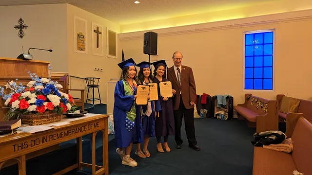 Lake Hill Baptist Church