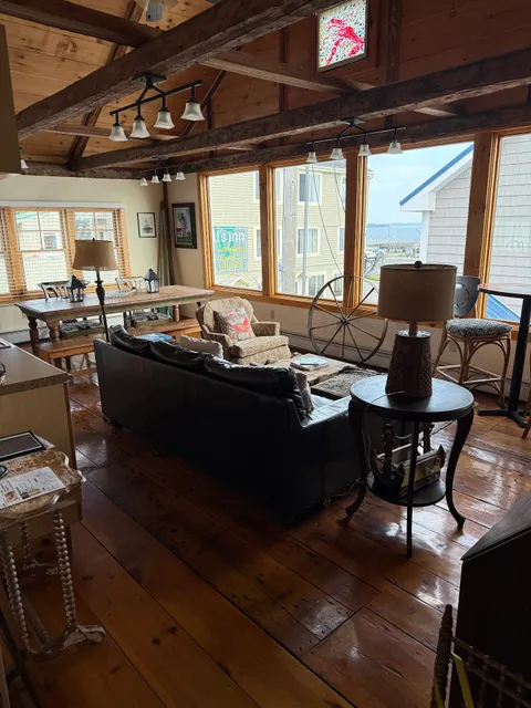 Water Street Tavern and Inn