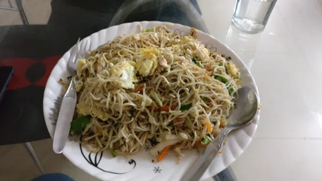 Canton,The Chinese Hub,Multi-cuisine Restaurant.