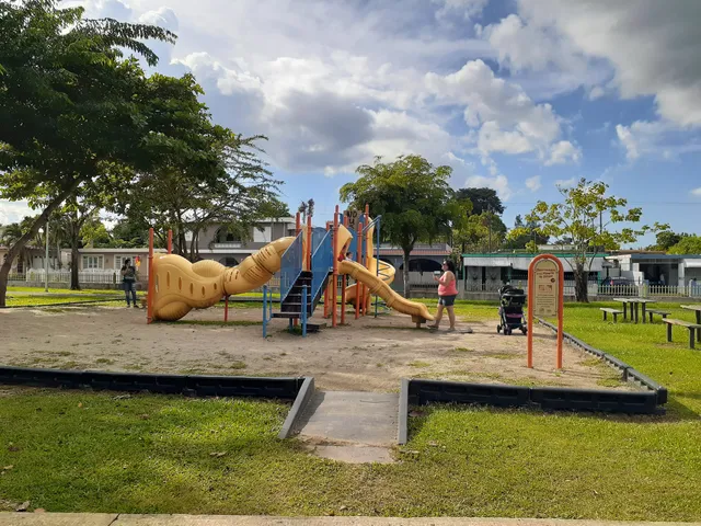 Parque Lineal Mario Gaztambide Arrillaga