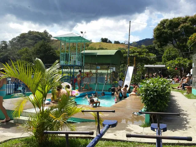Parque Acuático El Valle Encantado