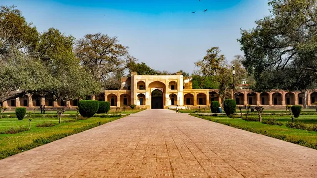 Tomb of Emperor Jahangir