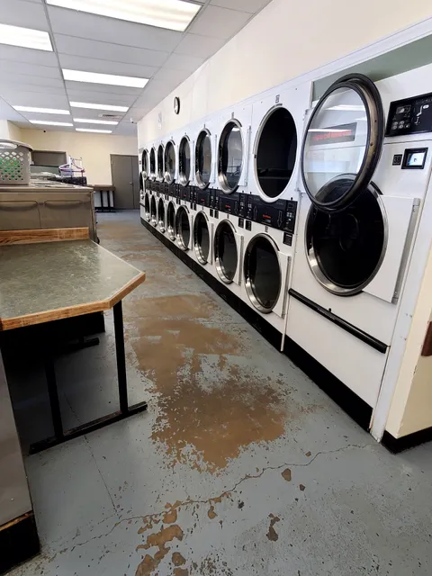 Torrington Coin Laundry