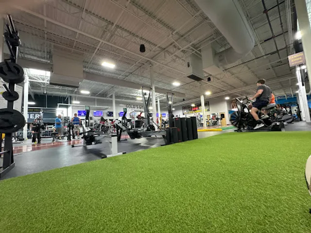 Gold's Gym