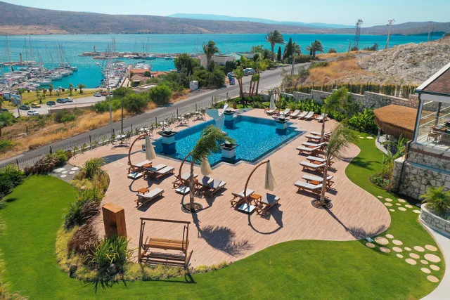 Marin Alaçatı Hotel