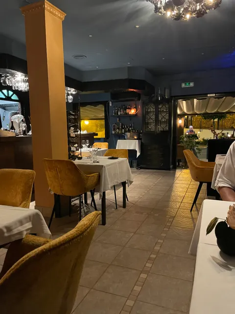 Restaurante Carmesí Benalmádena pueblo