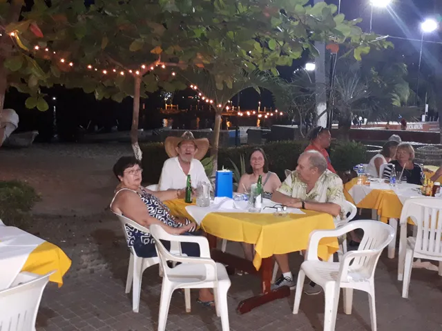 Daniel's Mariscos y Carnes