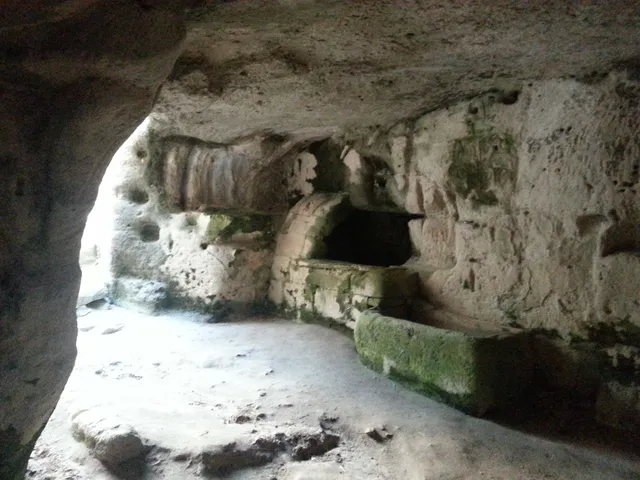 Grotta del Pozzo