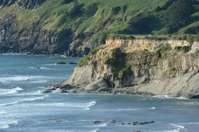 Devil's Punchbowl Preserve