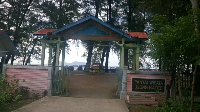 Pantai Ujong Batee