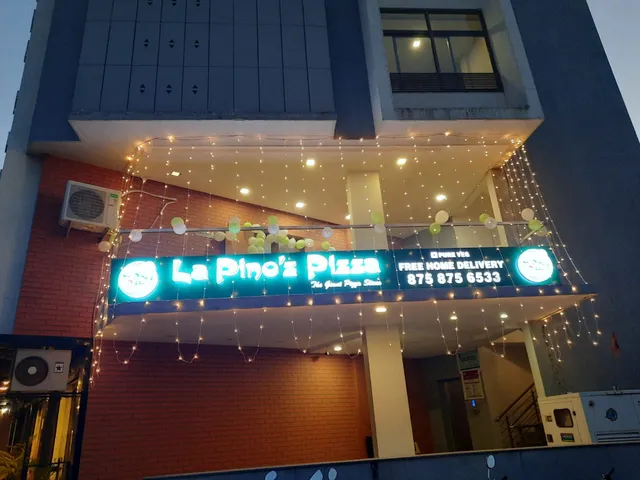 La Pino'z Pizza (Ojas Foods)