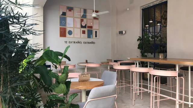 Te Extraño, Extraño.