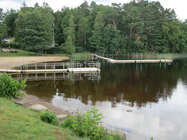 Hjälmsjön