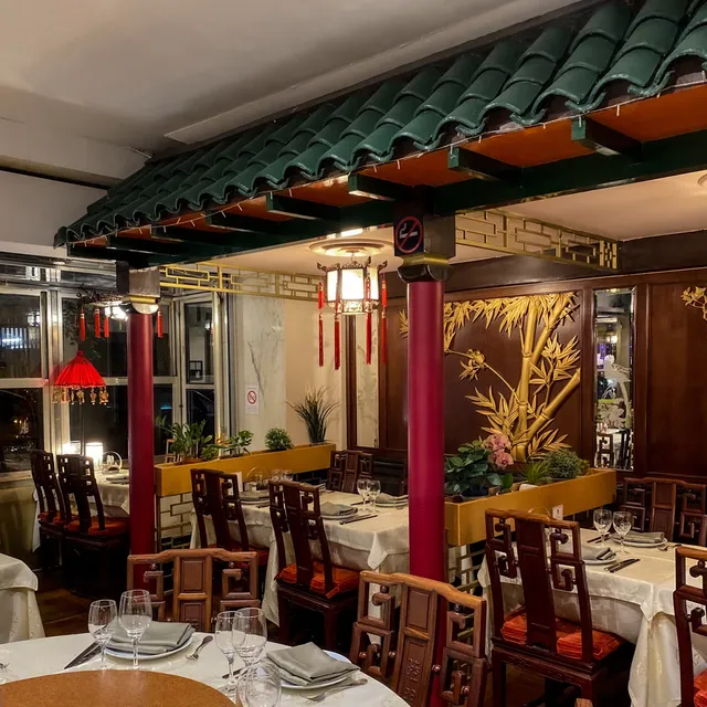 Le Palais du Bonheur