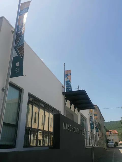 Musée du Textile et du Peigne en Corne