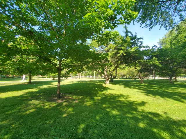 Warren Park Field House Recreation Center