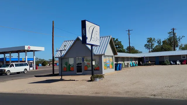 The Ivey Courts Motel