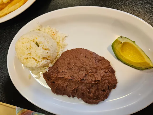 Los Catrachos Restaurant