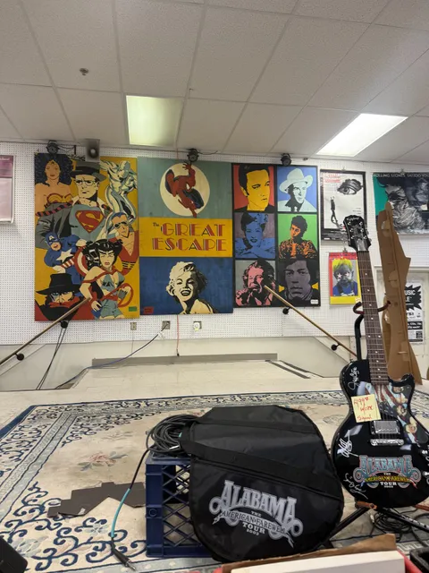 Richland Creek Shopping Center