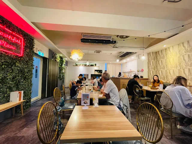 美有計劃Cafe-寵物友善餐廳 咖啡廳 下午茶推薦 早午餐 舒芙蕾 基隆正濱漁港 正濱彩虹屋