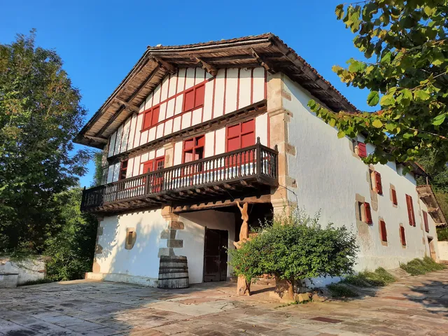 Ortillopitz, La Maison Basque de Sare