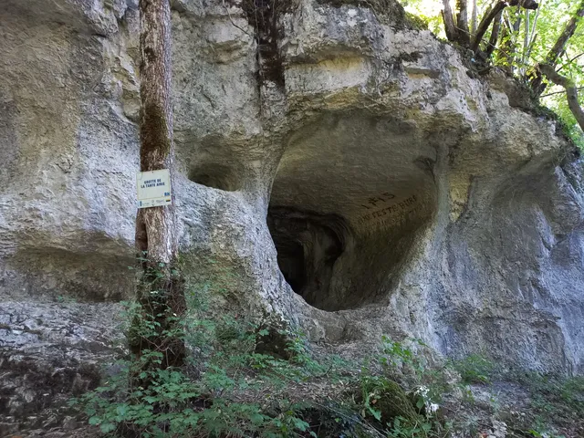 Grotte de la Tante Arie