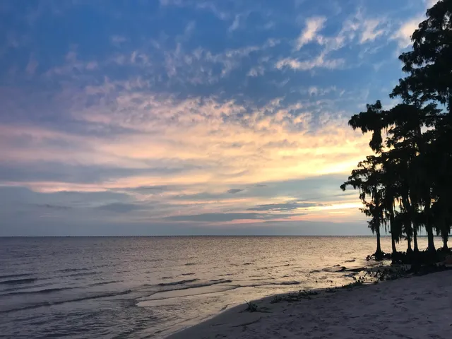 Fontainebleau State Park Visitors Center