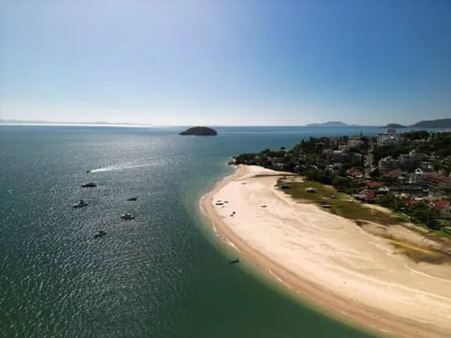 Praia de Canajurê