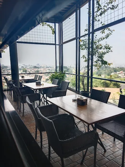 Eden International Daily Food