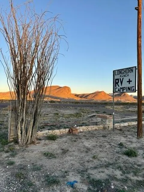 Longhorn Ranch Motel