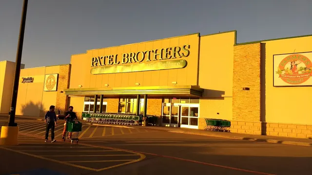 MacArthur Marketplace