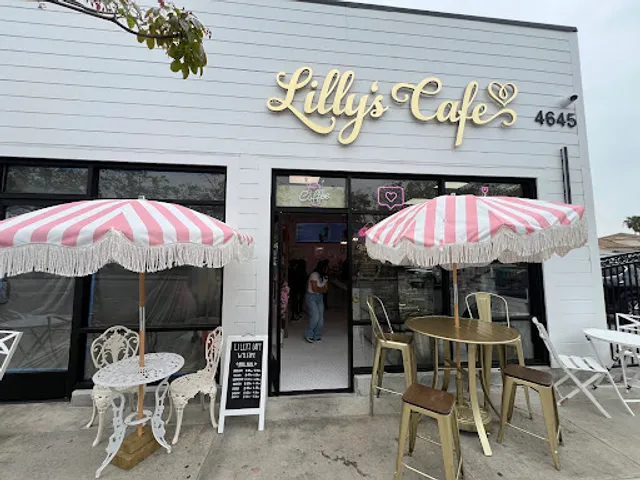 Lilly's Café