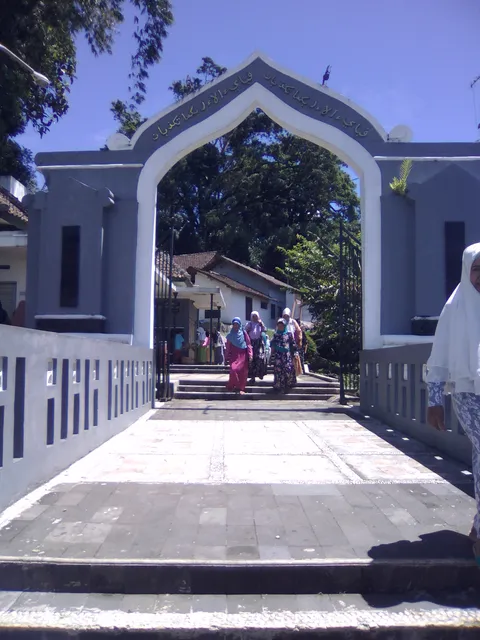 The tomb of "Ki Ageng Makukuhan"