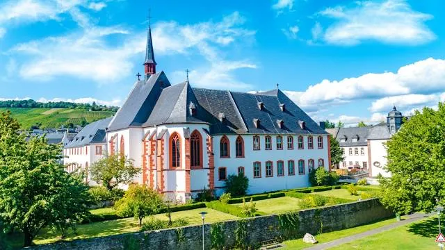 St. Nikolaus-Hospital / Cusanusstift