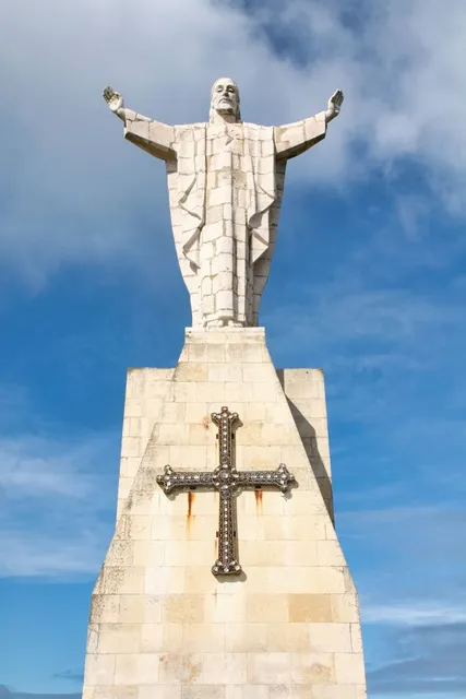 Sacred Heart of Jesus Monument