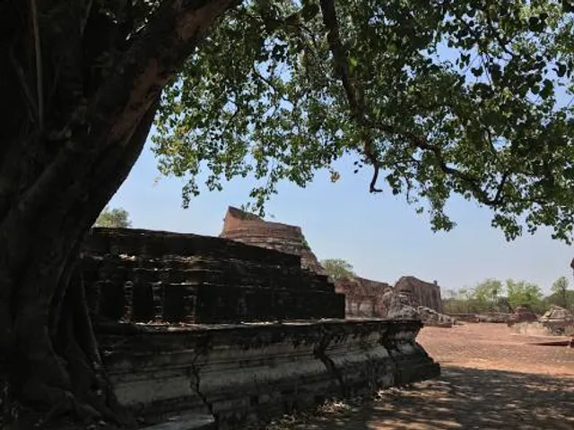 Phan Hin Ancient Monument
