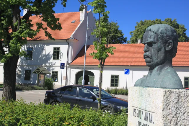 Reguly Antal Múzeum és Népi Kézműves Alkotóház