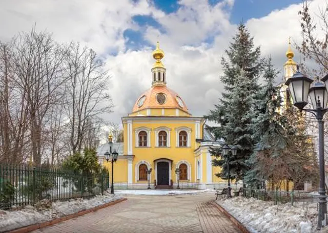 Khram Vsekh Svyatykh Na Sokole