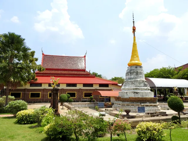 Wat Koei Chai Nuea (Wat Phra Borommadhat)